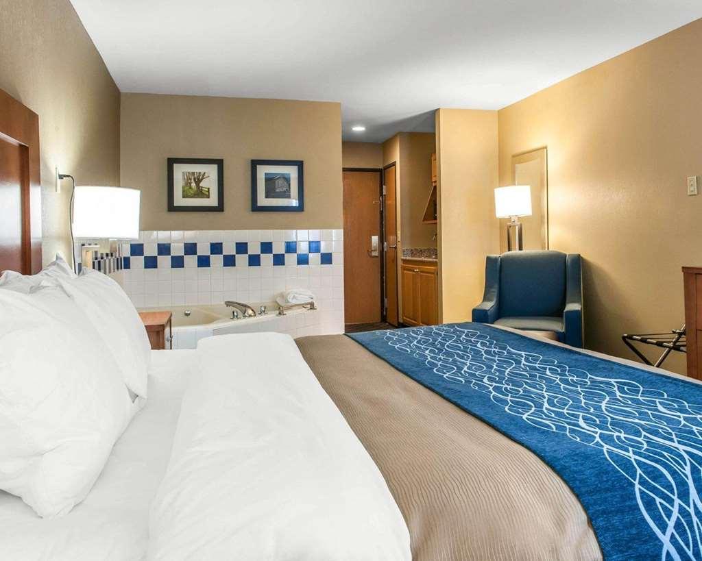 Comfort Inn & Suites Napoleon Oda fotoğraf
