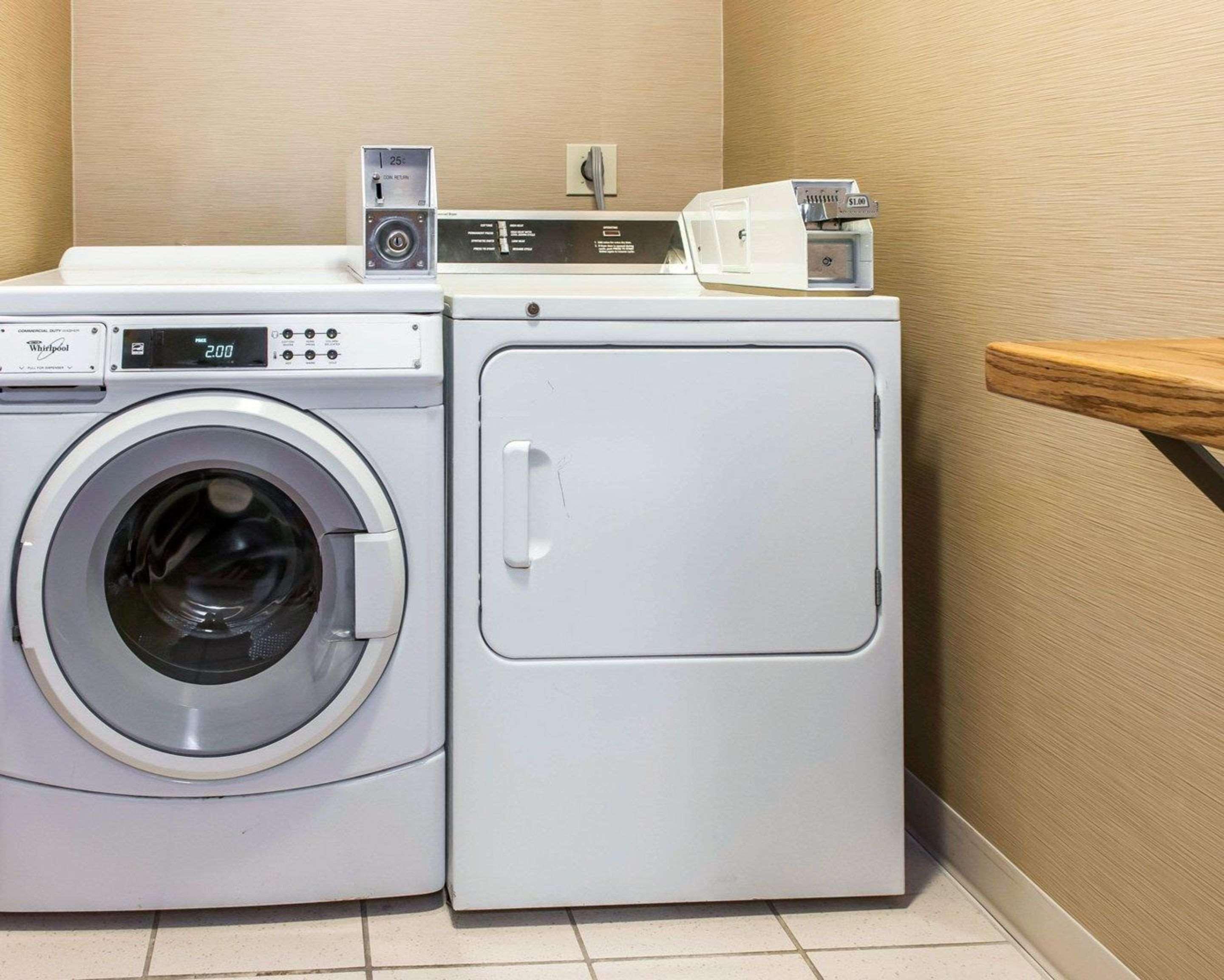 Comfort Inn & Suites Napoleon Dış mekan fotoğraf
