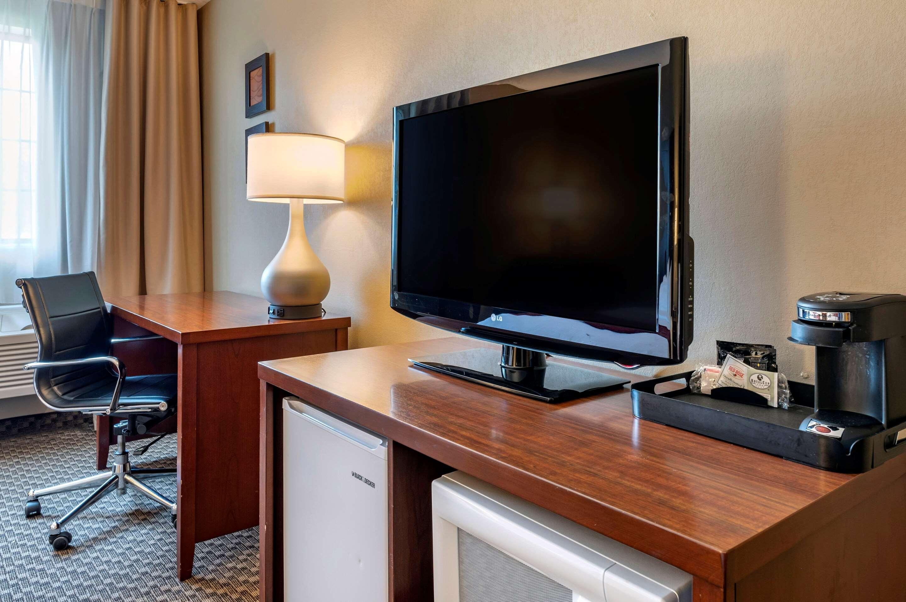 Comfort Inn & Suites Napoleon Dış mekan fotoğraf