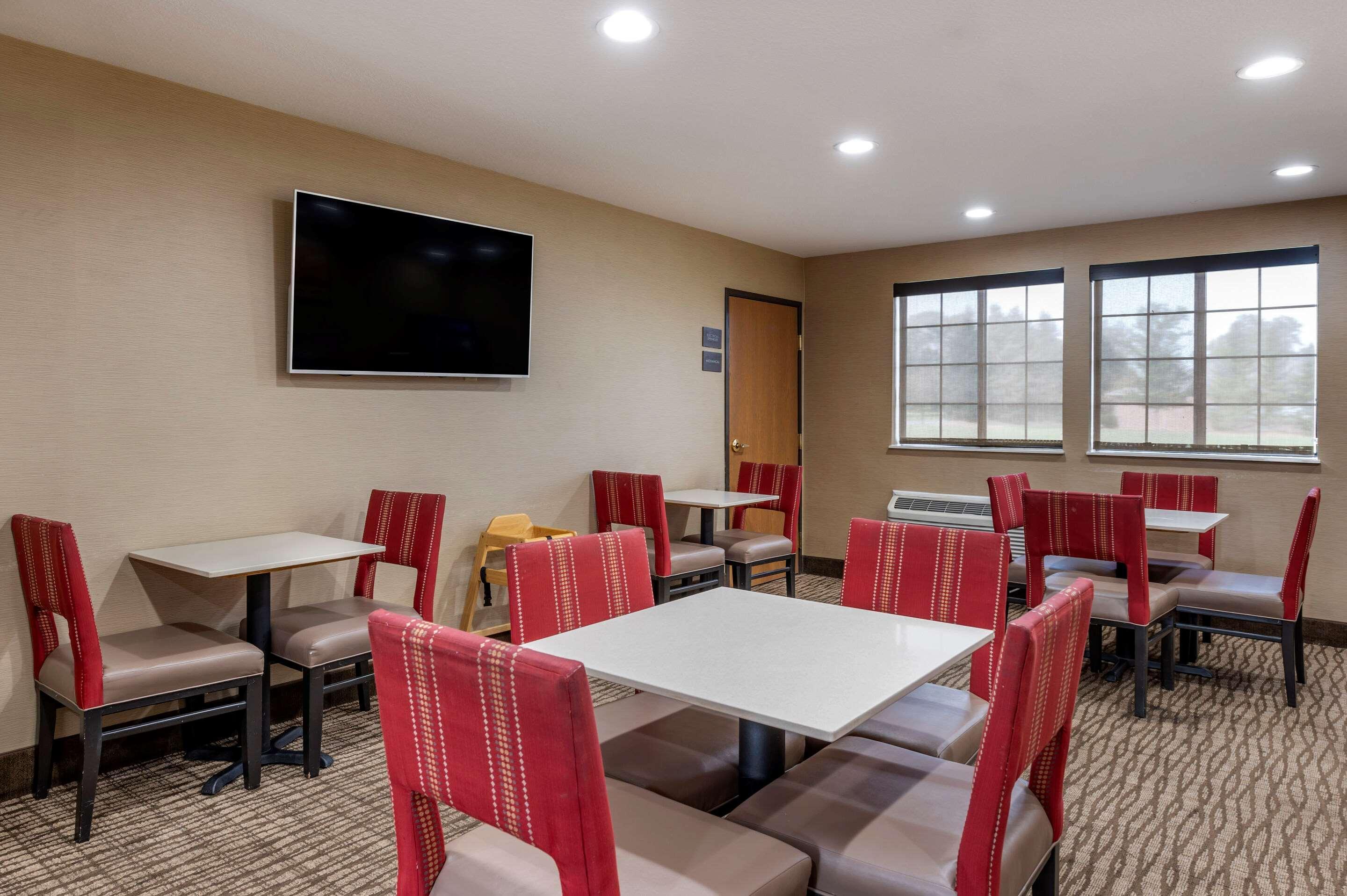 Comfort Inn & Suites Napoleon Dış mekan fotoğraf