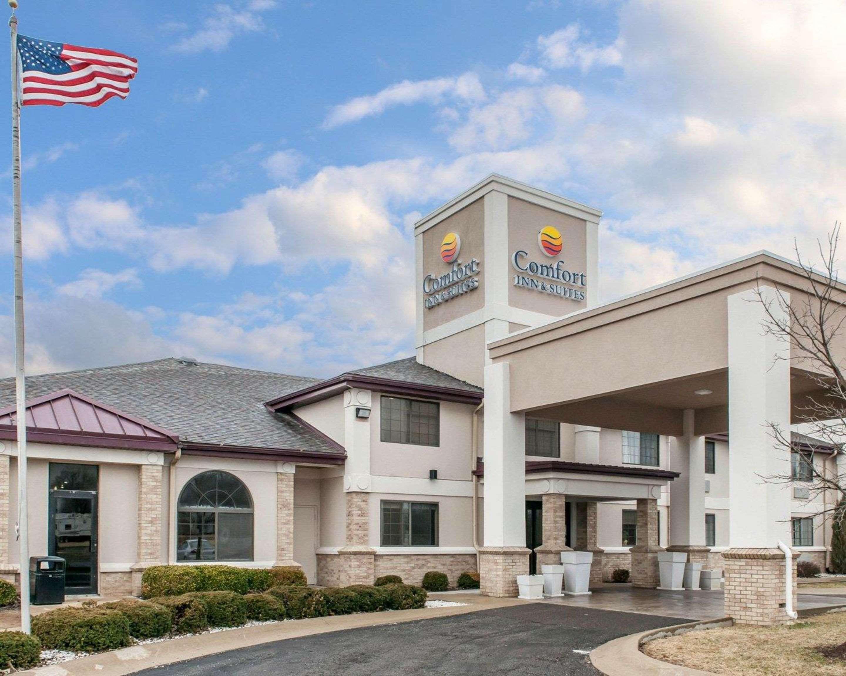 Comfort Inn & Suites Napoleon Dış mekan fotoğraf