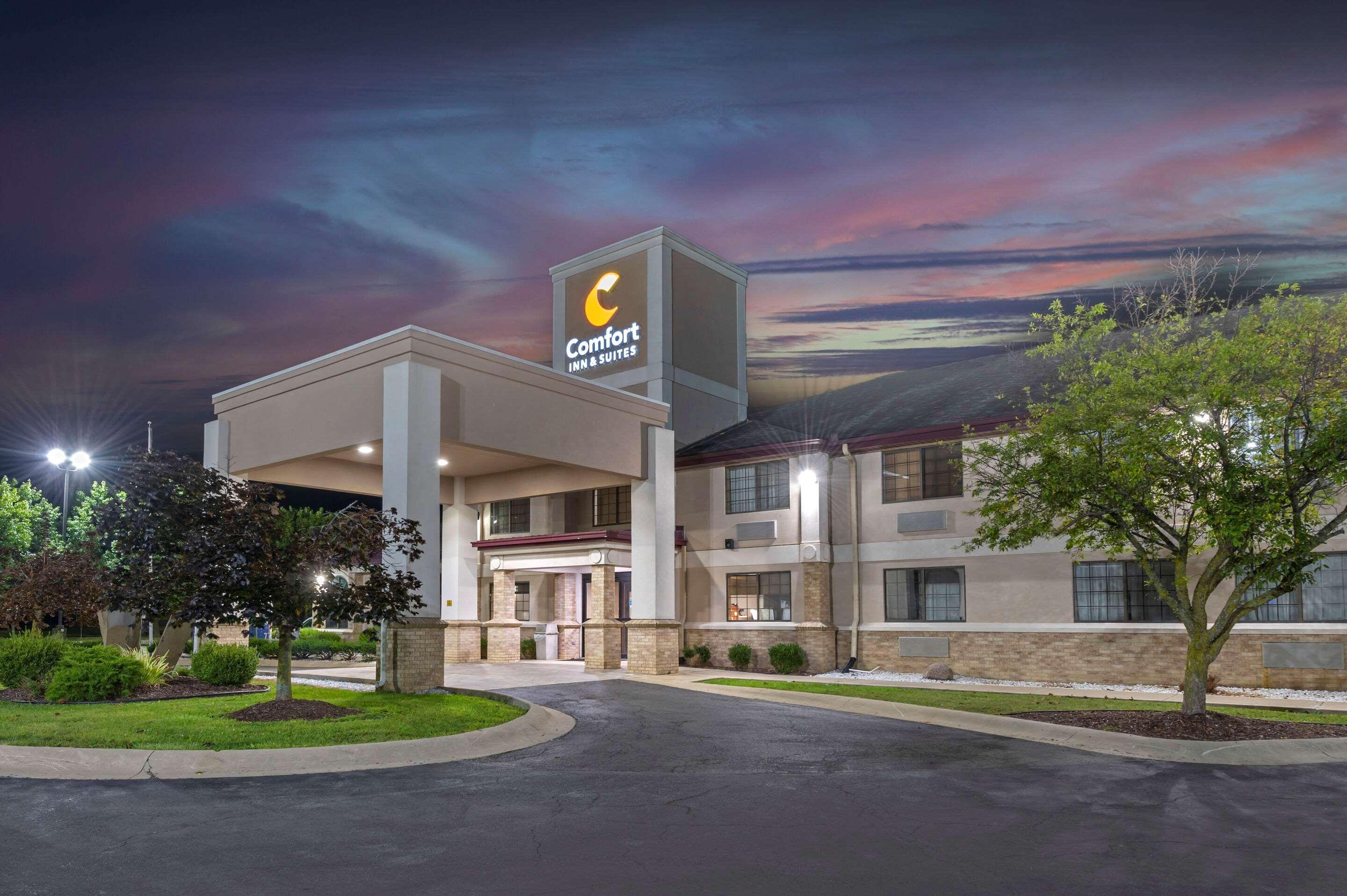 Comfort Inn & Suites Napoleon Dış mekan fotoğraf